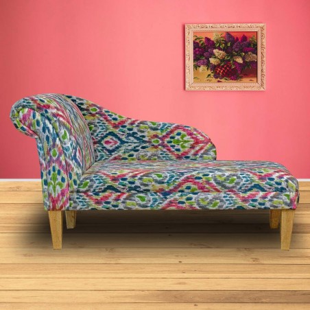 LUXE 52" Medium Chaise Longue in Prints Kilim Print Fabric