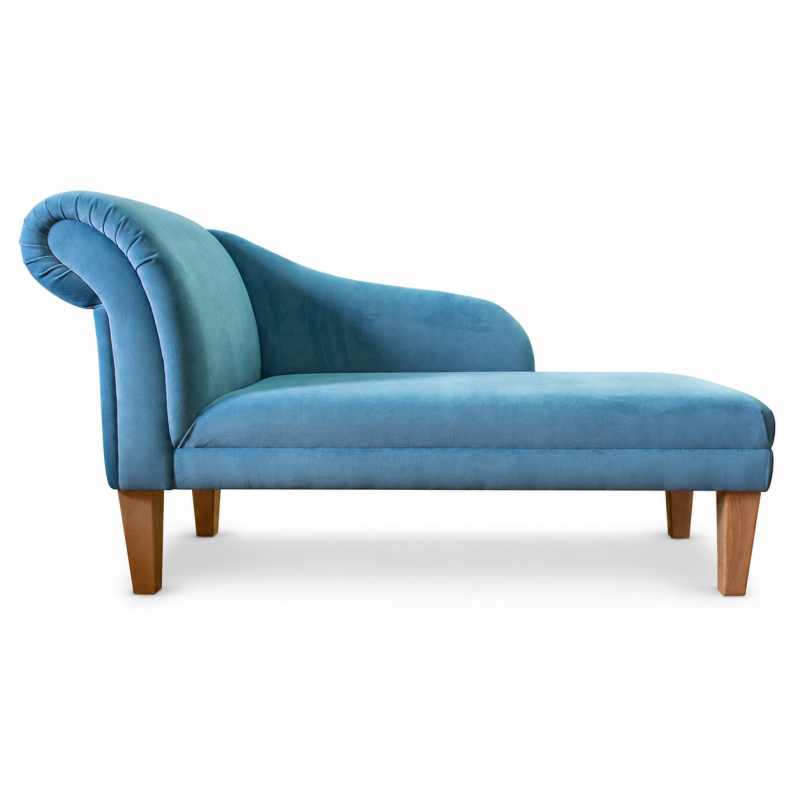 Medium Chaise Longue in AquaVelvet Air Force Velvet Medium Chaise Longue in AquaVelvet Air Force Velvet
